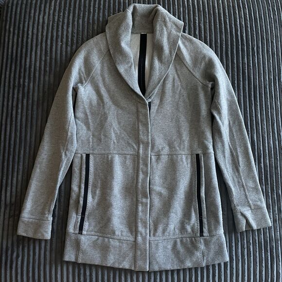 Lululemon Yin To My Yang Gray Cardi Jacket Women Size 4 Light Gray Cardigan Snap - Picture 1 of 8